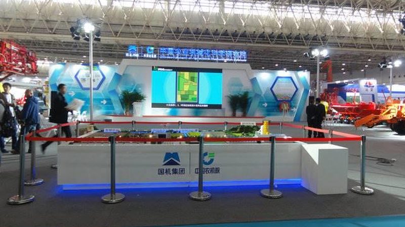 上海户外广告喷绘，分辨率标准揭秘
